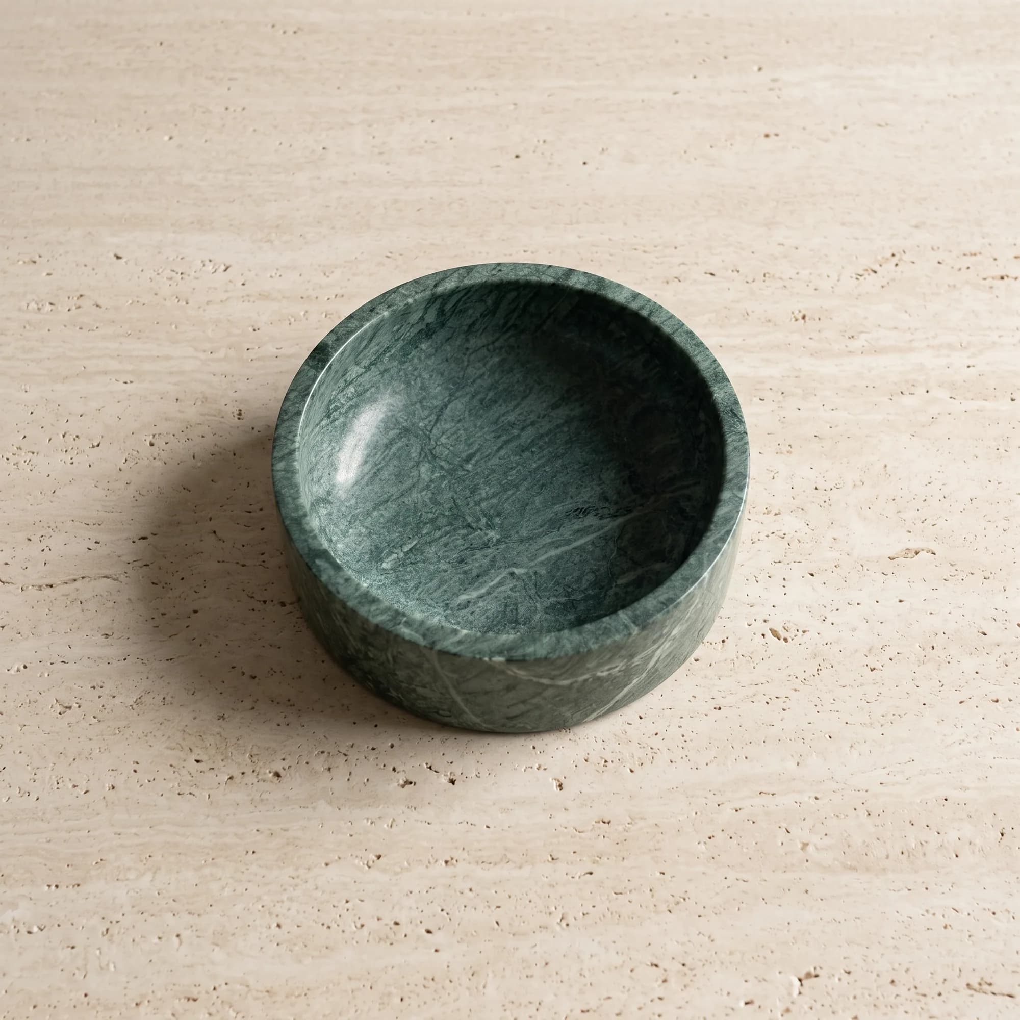 The Verde Guatemala bowl from above, looking into the polished interior